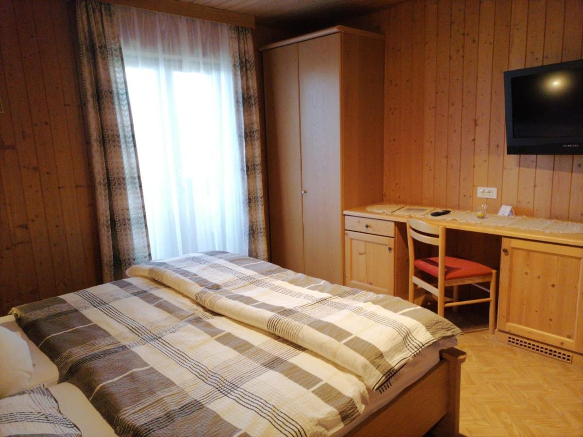 Gasthaus Oberkirn Schenna Eksteriør bilde